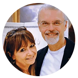 Rick Roberts and Maria Thomas, creators of Zentangle®
